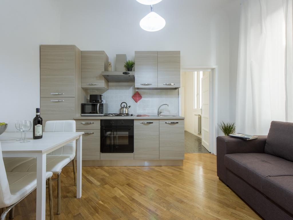 Stylisch Canacci 2 Bedroom Apartment Firenze Bagian luar foto