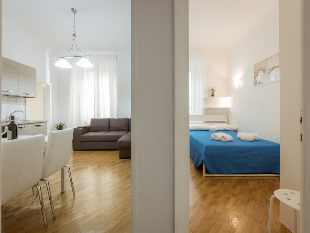 Stylisch Canacci 2 Bedroom Apartment Firenze Bagian luar foto