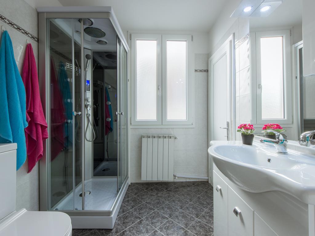 Stylisch Canacci 2 Bedroom Apartment Firenze Bagian luar foto